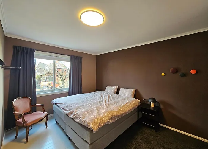 Tomannsbolig Sentralt Lägenhet *