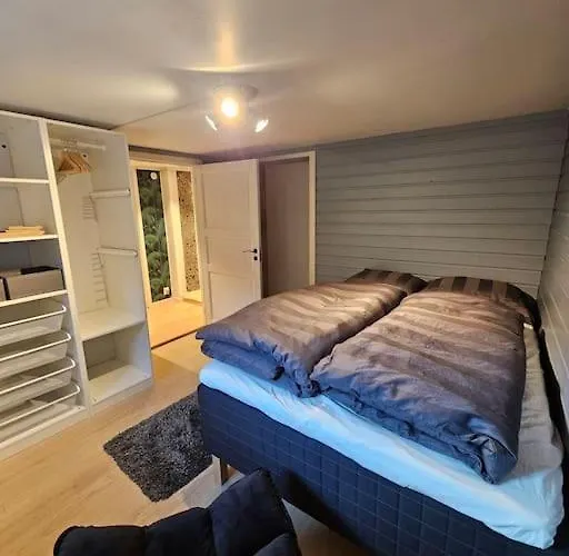 Tomannsbolig Sentralt Lägenhet